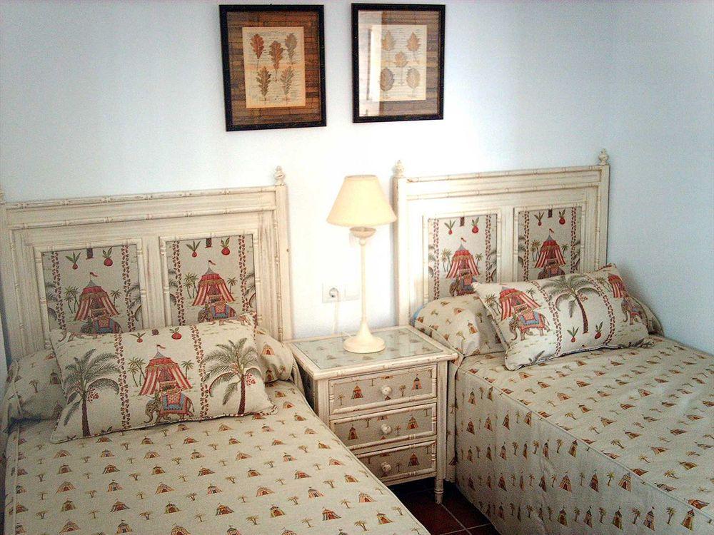 Madame Vacances Residence El Pinar De San Gines カルタヘナ エクステリア 写真